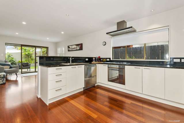 18a Sandown Road Rothesay Bay_4