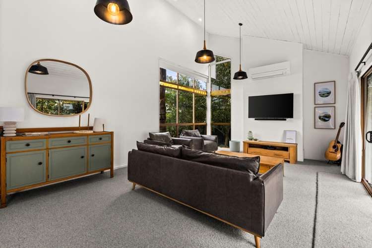 24 Ngarimu Crescent Taradale_8