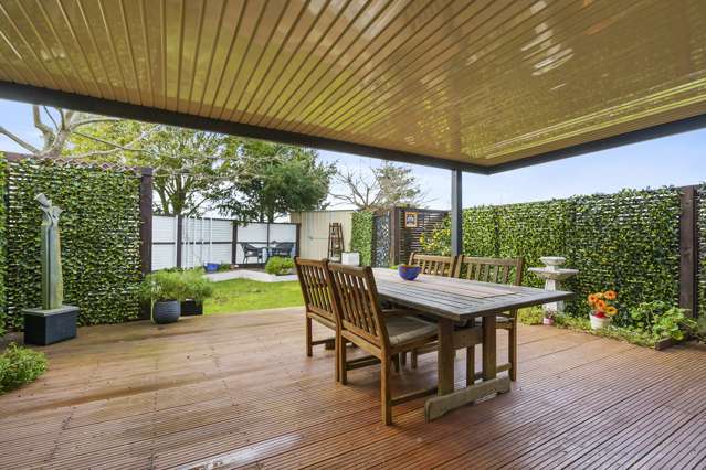 12 Cherry Lane Martinborough_3