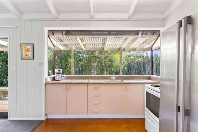 112 McKellar Place Whangamata_6