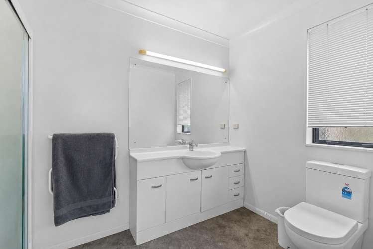 14 Lochiel Place Te Kamo_11