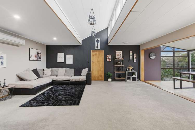 448 Racecourse Road_1