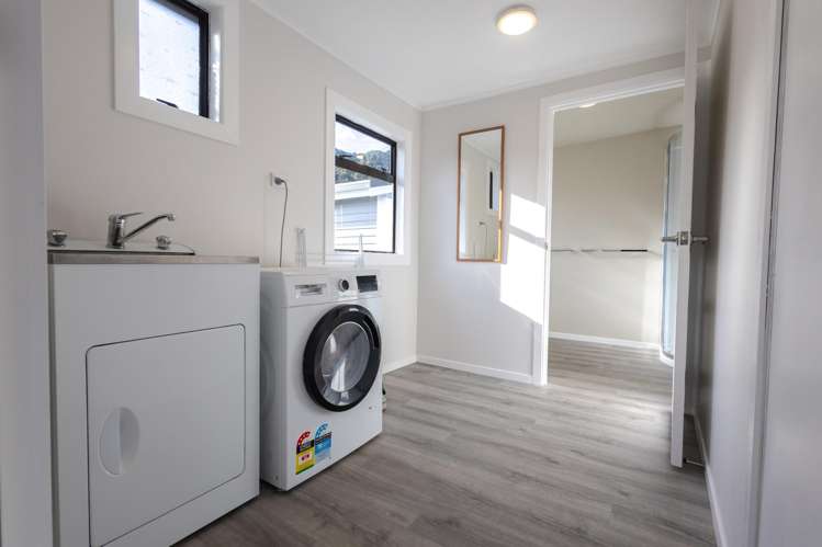 61 Fox Street Cobden_3