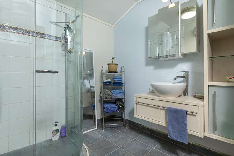 114 Upper Harbour Drive Greenhithe_21