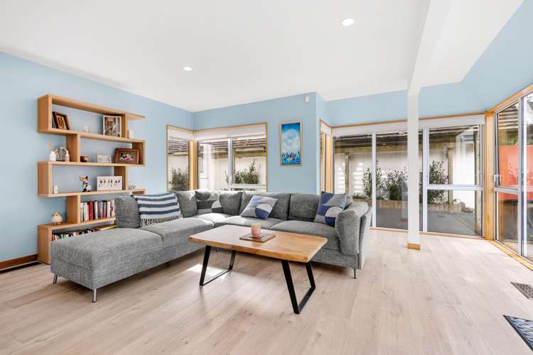 32 Penryn Drive Camborne_9