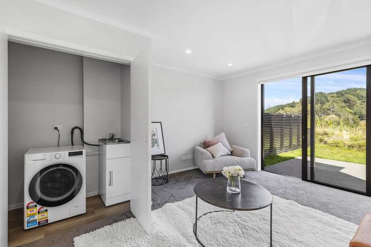 30 Bee Lane Whitby_8