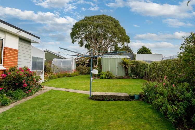 87 Riselaw Road Calton Hill_22