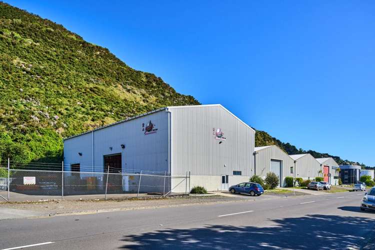 240 Gracefield Road Seaview_15