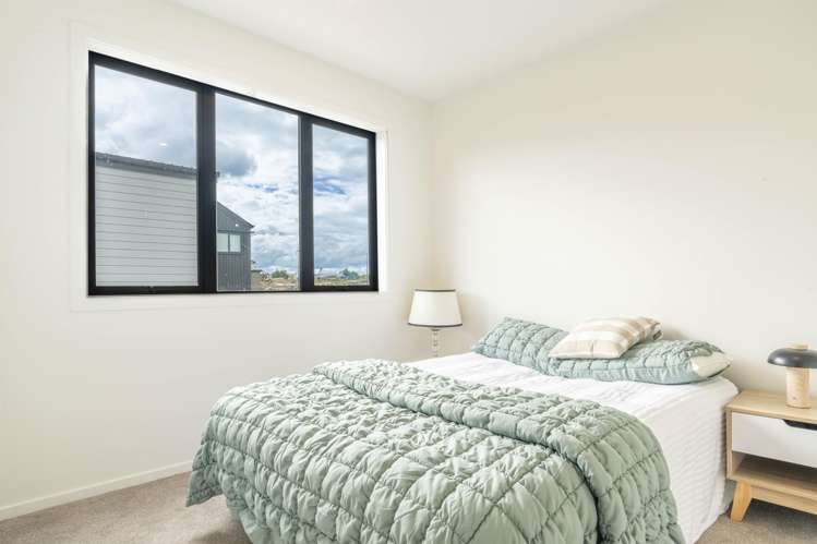 1 Whiteywood Street_5