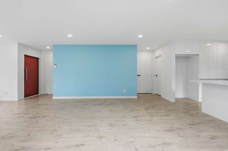 7C Holland Avenue Pt England_15