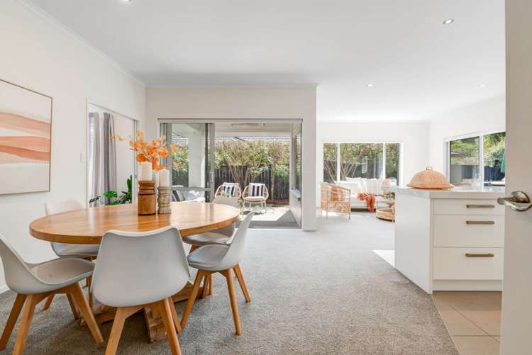 11 Seafort Lane Silverdale_2