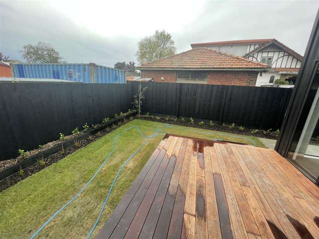 10/27 New Brighton Road Shirley_1