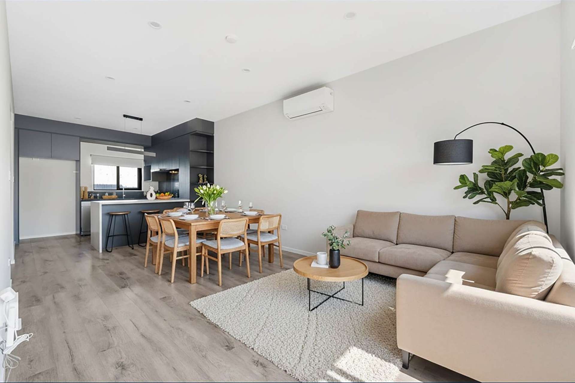 10/1B Egremont Street Belmont_0