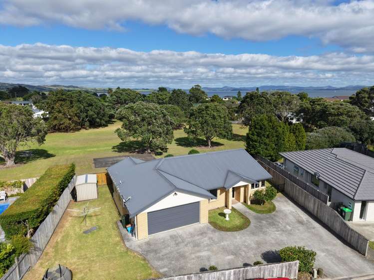 6 Ishtar Place One Tree Point_24