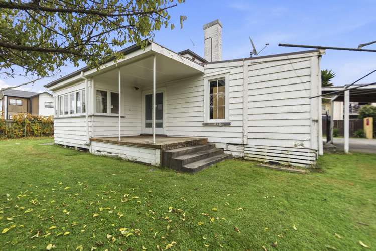 27 Wellington Street Hamilton East_14