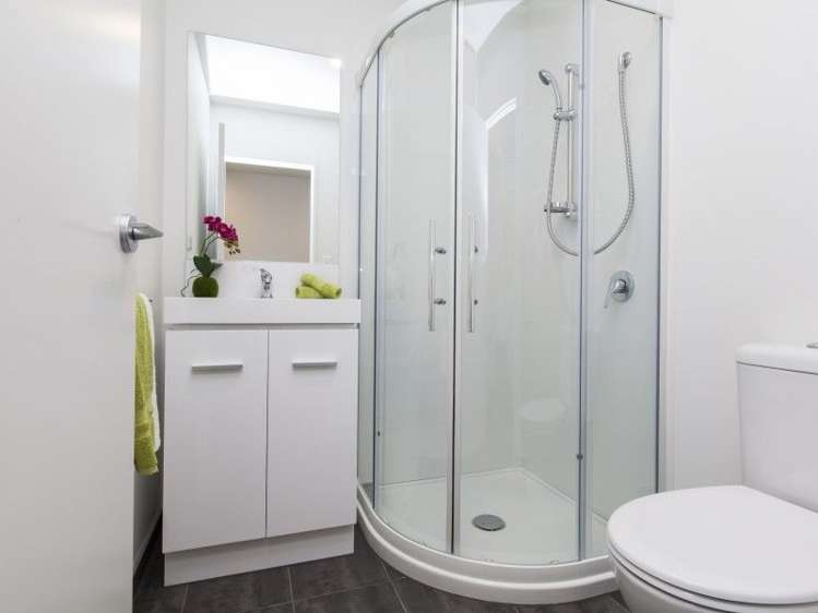 27/17 Bunyan Street Waltham_8