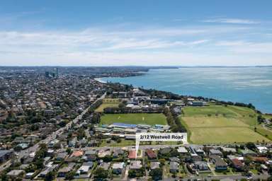 2/12 Westwell Road_2