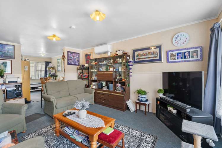 22A&B Tui Crescent Maunu_5