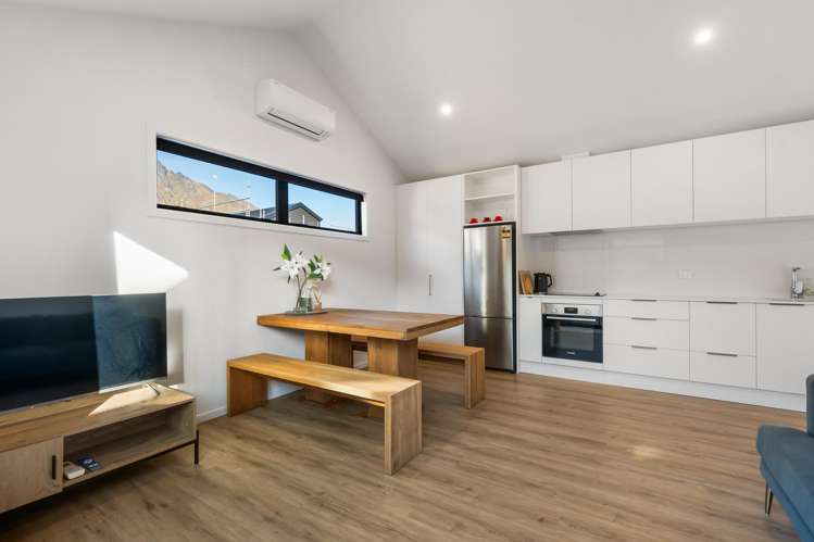 11 Flax Street, Hanley's Farm Jacks Point_27