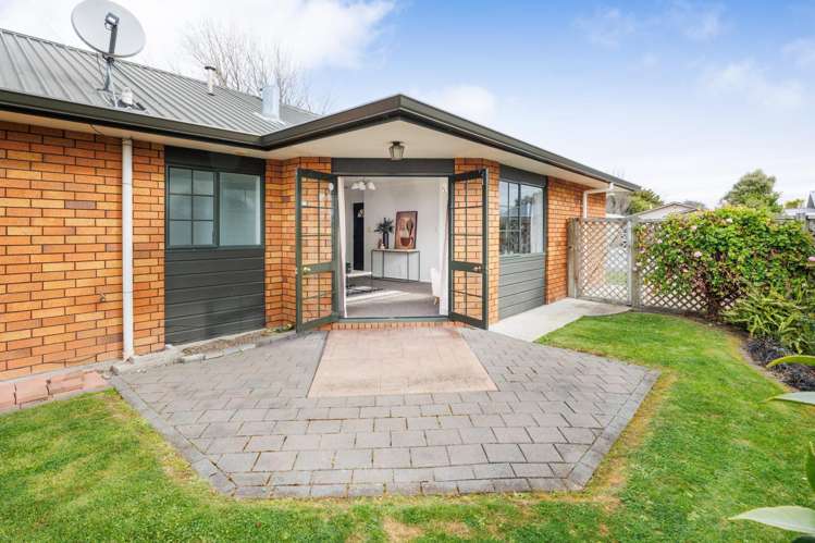 49 Lyndhurst Street Takaro_15