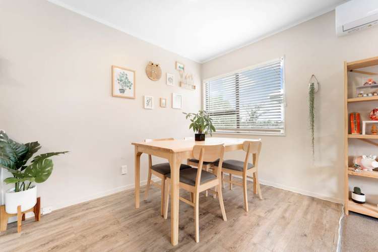 2/12 Benchmark Drive Massey_16