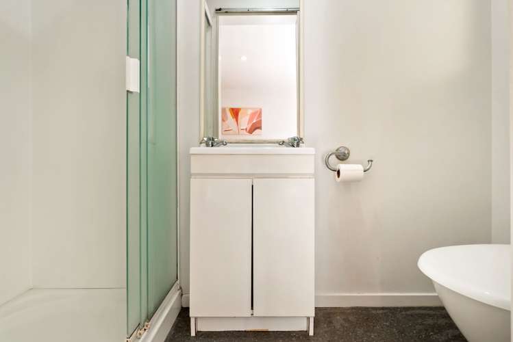 15/10 Colombo Street Newtown_12