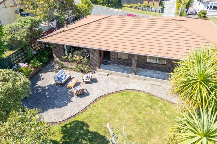57 Percy Dyett Drive Karori_14