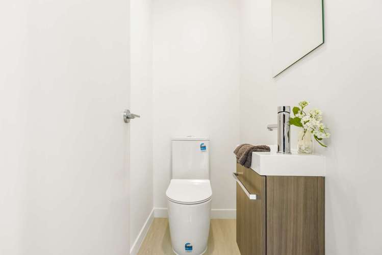 13/2 Moor Avenue Te Atatu Peninsula_10