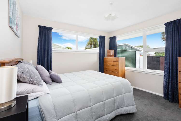 19 Kathleen Crescent Hornby_5