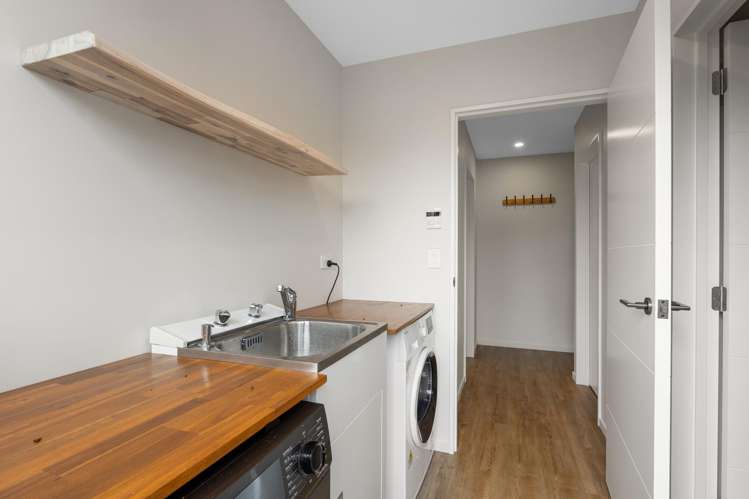 8 Walford Way Darfield_21