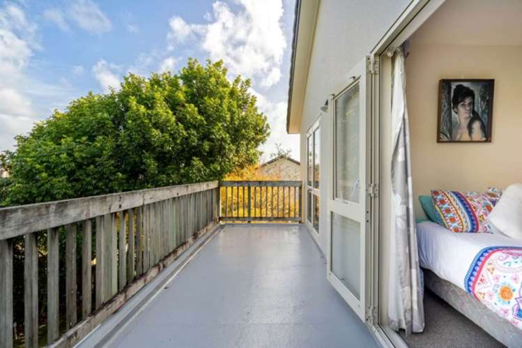 2/51 Fields Parade Oteha_6