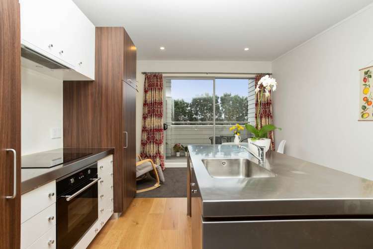 15/26 Mary Street Mount Eden_13