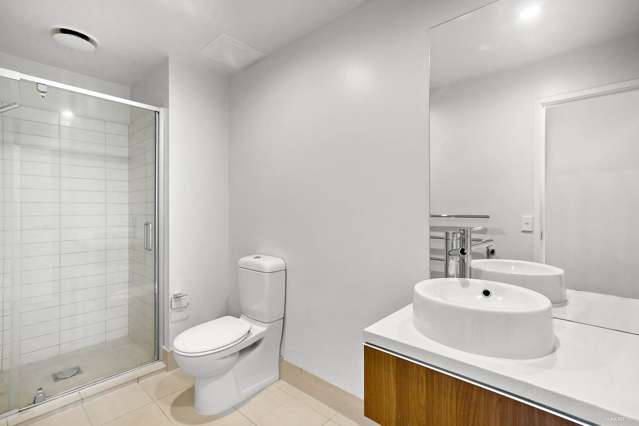 625/8 Dockside Lane Auckland Central_3