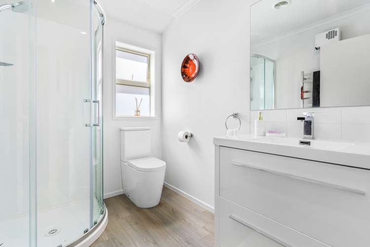 10 Waitaha Close Orewa_16