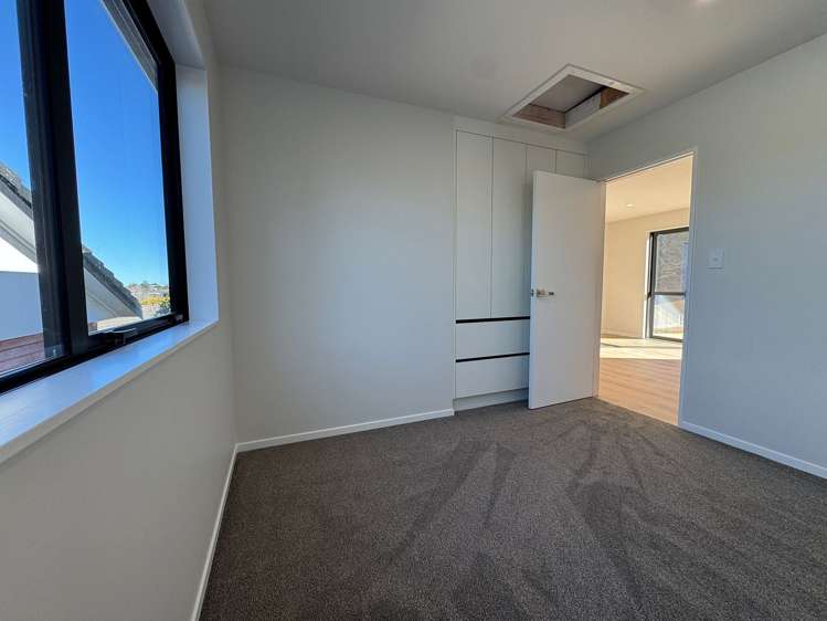 21A Orinda Close Botany Downs_6