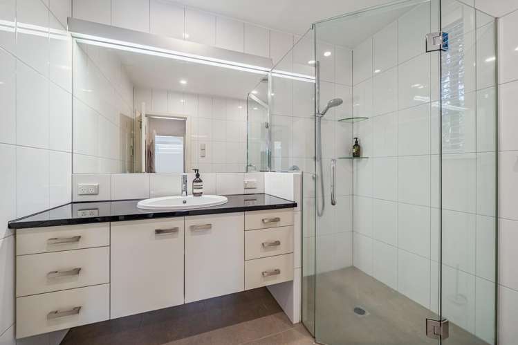 46 Chatsworth Road Silverstream_25