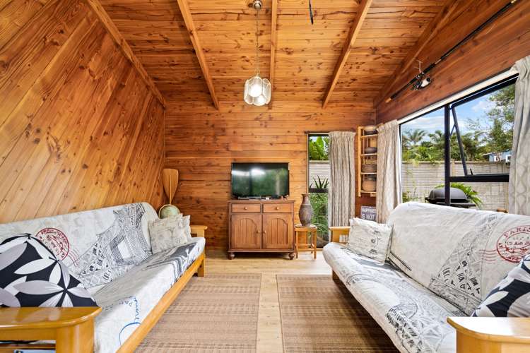 9 Aspden Place Matapouri_18