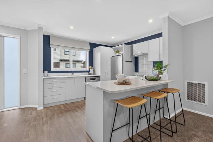 5 Latimer Way Petone_1