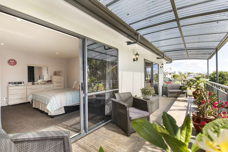 23 Onemana Way Te Atatu Peninsula_14