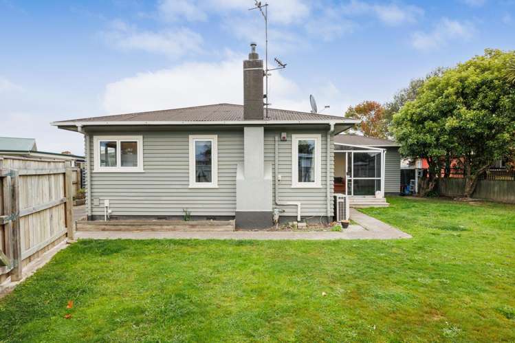 2 Montgomery Street Feilding_23