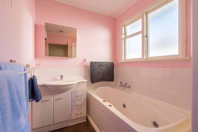 87 Koremata Street Green Island_14