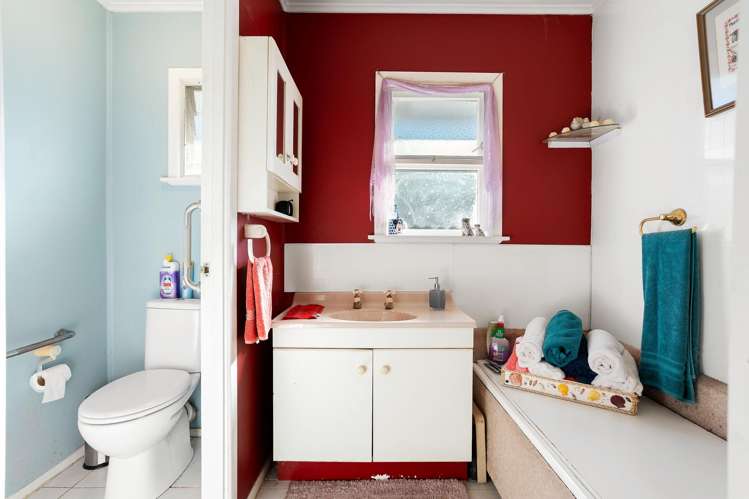 89 View Road Henderson_11