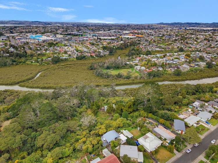 1/30 Chorley ave Massey_16