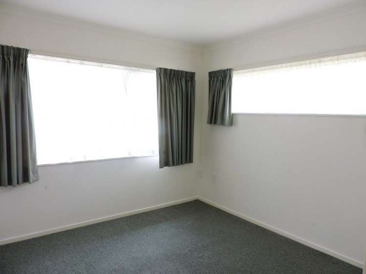 8/42 Main Road Tawa_3