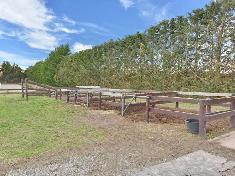 4/285 Lawford Road West Melton_23