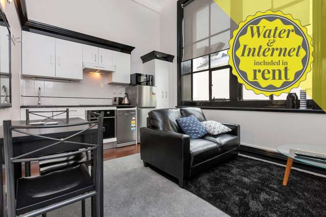 Character Charm in the Heart of the City - Spacious Two-Bedroom Apartment at the Iconic Elliott Hotel