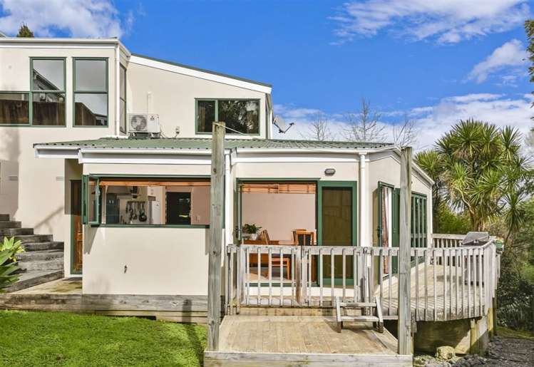 2/30 Houston Place Bayview_1