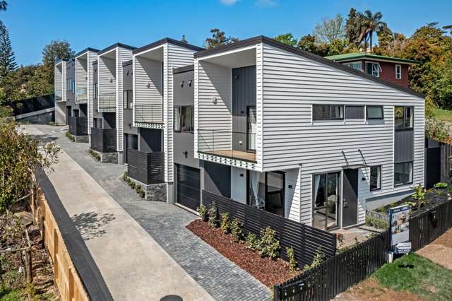 Lot 2-5/21 Acacia Road Torbay_3