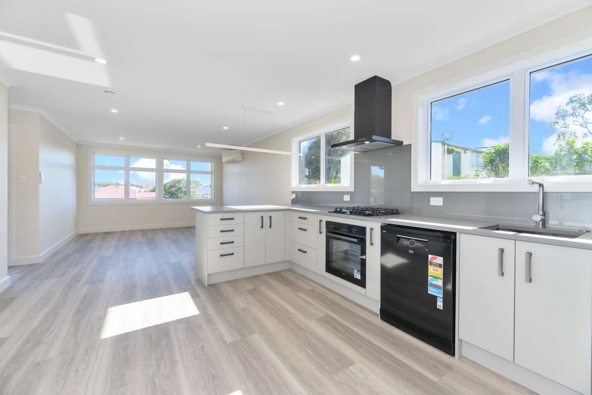 1/14 Whitmore Road_2