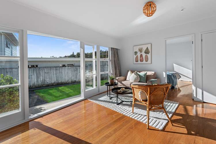 2/11 Matipo Place Woodhill_7